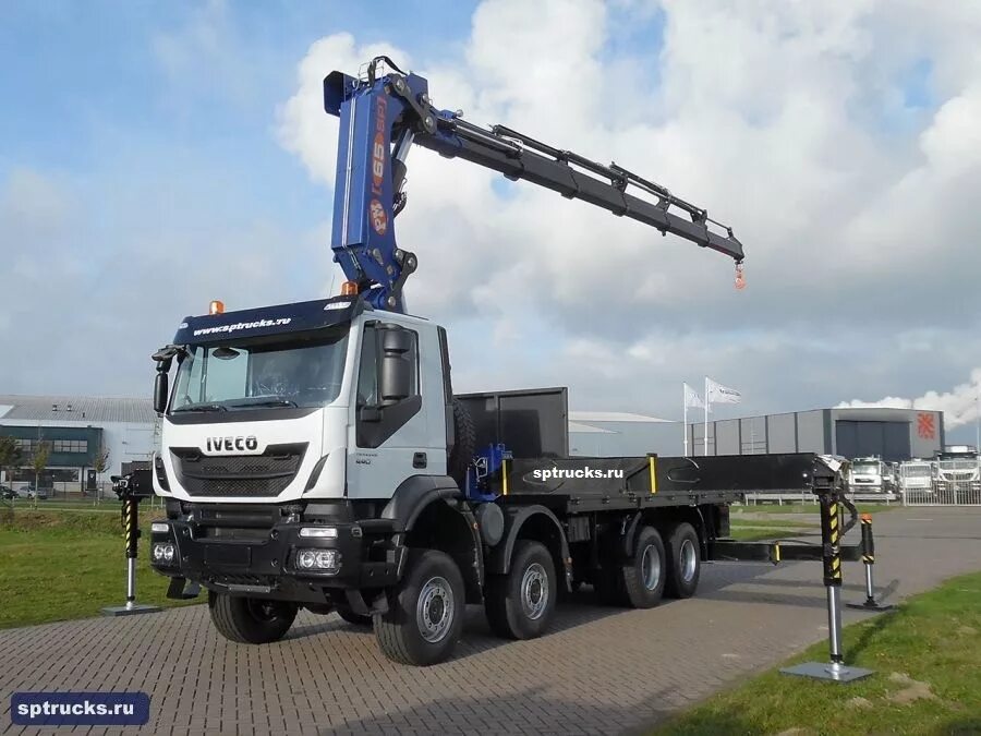 Кму 22. Гидравлический кран-манипулятор фасси ф-1950ра. Кму ант 24т-2. Fassi 155 a. Камаз 43118 с манипулятором.