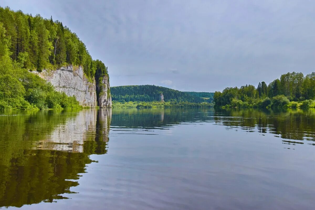 Сплав по вишере. Вишера сплав. Сплав по Вишере говорливый камень. Река Вишера. Омонит река Вишера.