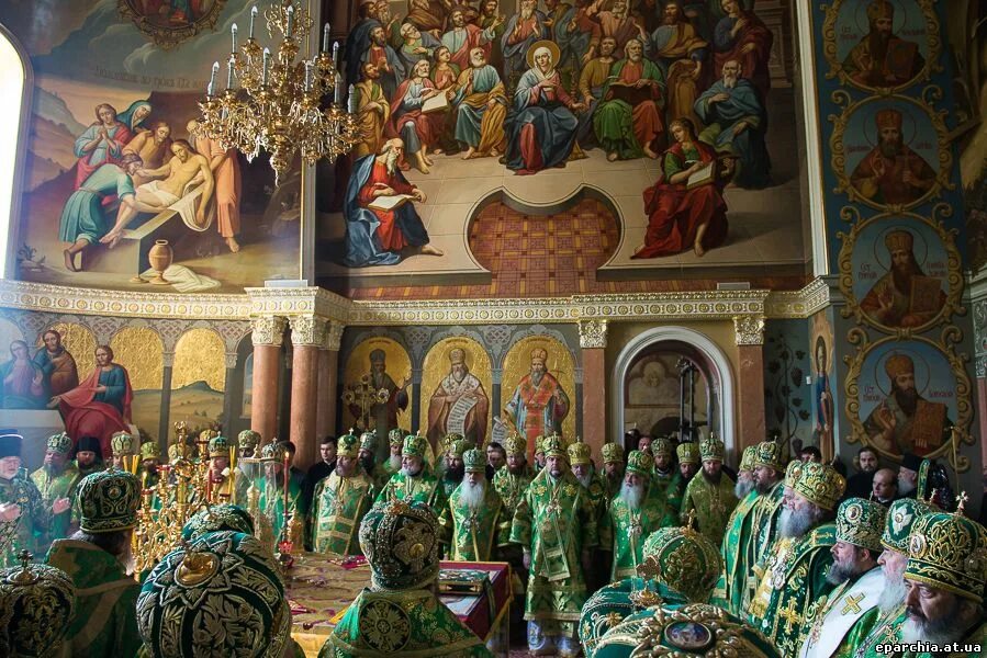 Храм всех святых киево-печерских в старых черемушках. Храм всех святых киево-печерских в старых черемушках. Храм всех преподобных киево-печерских в черемушках официальный. Храм всех преподобных отцов киево-печерских в старых черемушках. Настоятель храма всех киево-печерских отцов в черемушках.