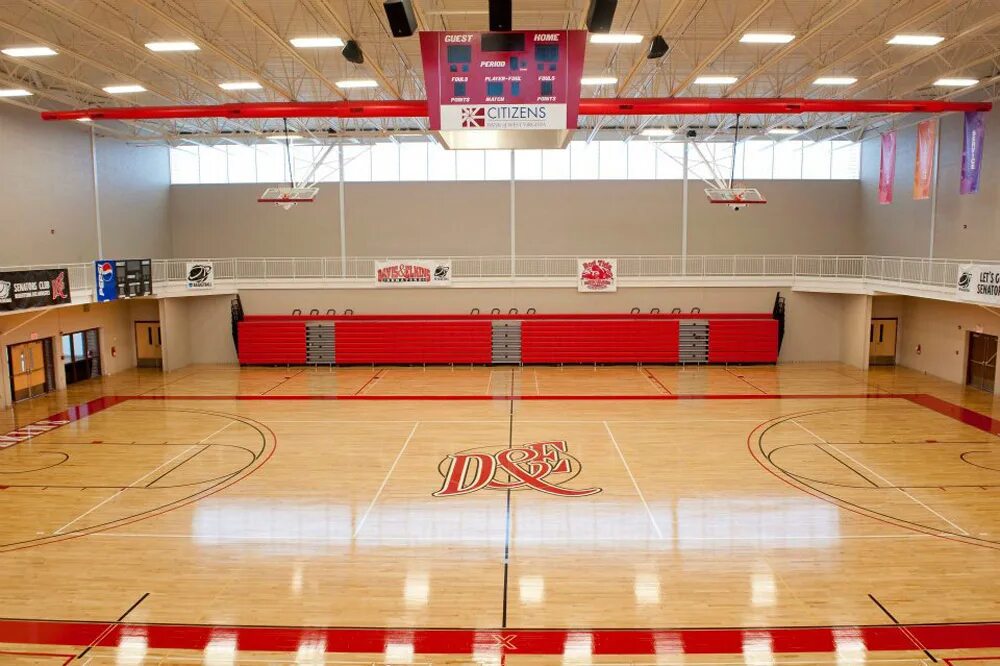 Спорт в большой зал. Баскетбол зал. Спортивный зал баскетбольный. Паркет для баскетбольного зала. Волейбольный зал.