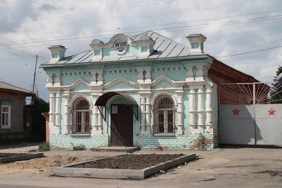 Свежие объявления аткарск. Город Аткарск Саратовская область. Дом Божедомова Аткарск. Г. Аткарск (Саратовская область) Советская улица 115. Аткарск вокзал.