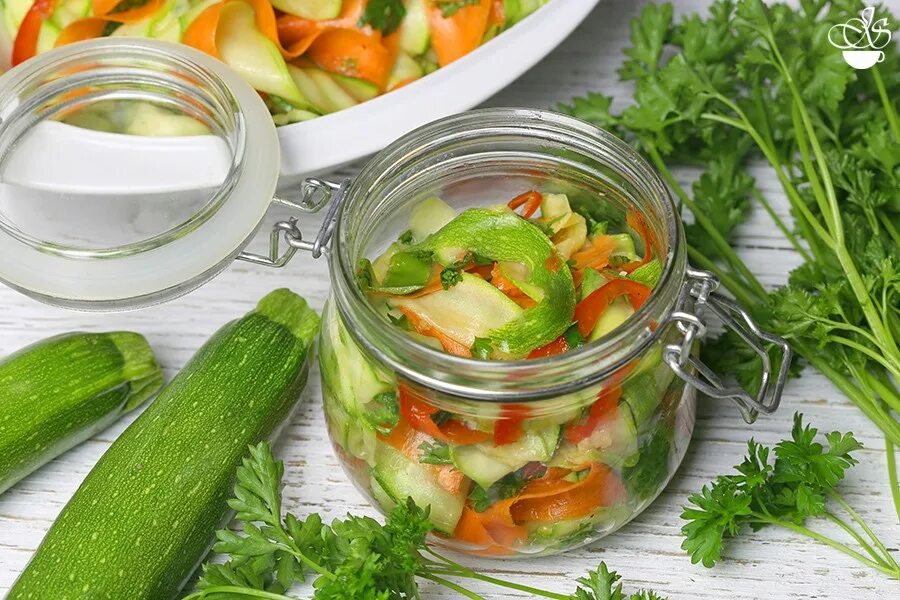Цукини на зиму рецепты вкусные. Кабачки на зиму. цукини на зиму. заготовка кабачков на зиму. цукини на зиму заготовки.