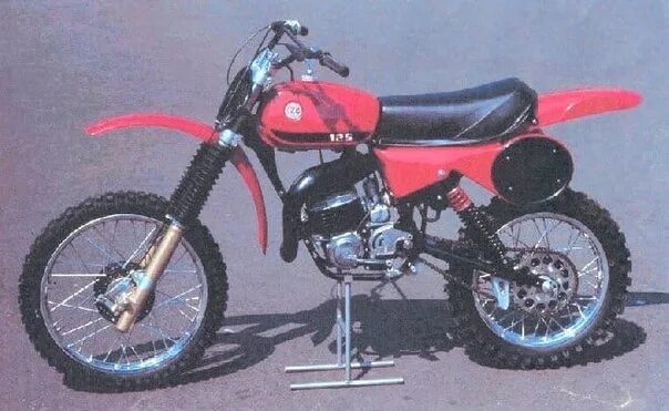 CZ400 European bike. Owned Classic bikes, Vintage bikes, Motocross bikes