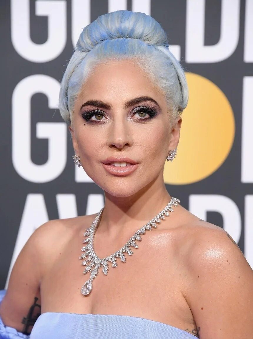 Леди гага 2020. Леди гага с черным цветом волос. Леди гага. Леди гага евровидение. Леди гага 2000.