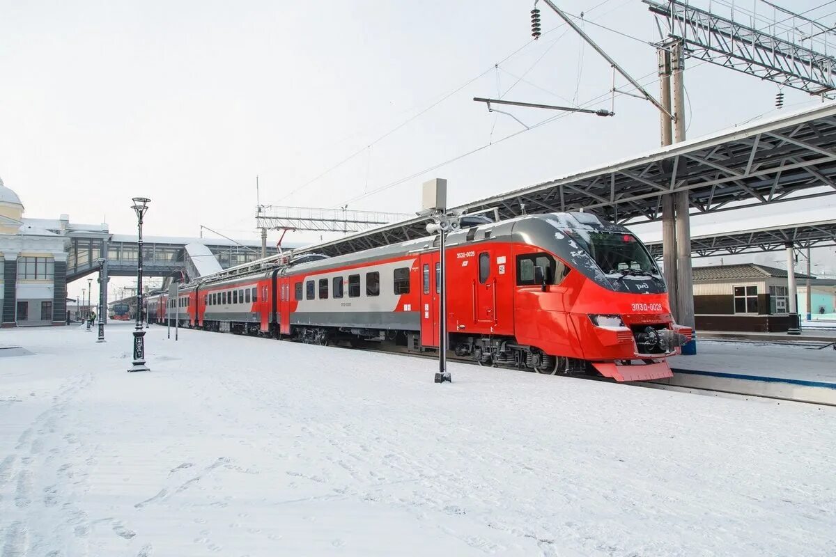 Электричка балай красноярск. Электропоезд эп3д Красноярск. Эп3д Новосибирск. Электричка Красноярск Уяр. Новые электрички эп3д.