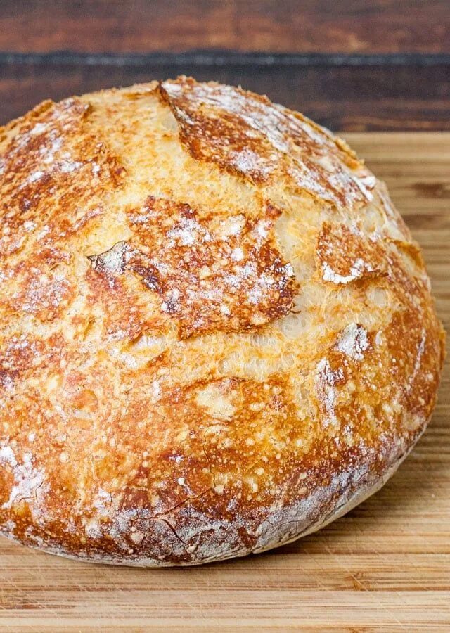 Домашний хлеб. Хлеб в духовке. Вкусный хлеб в духовке. Вкусный домашний хлеб в духовке. Хлеб в духовке быстро и просто