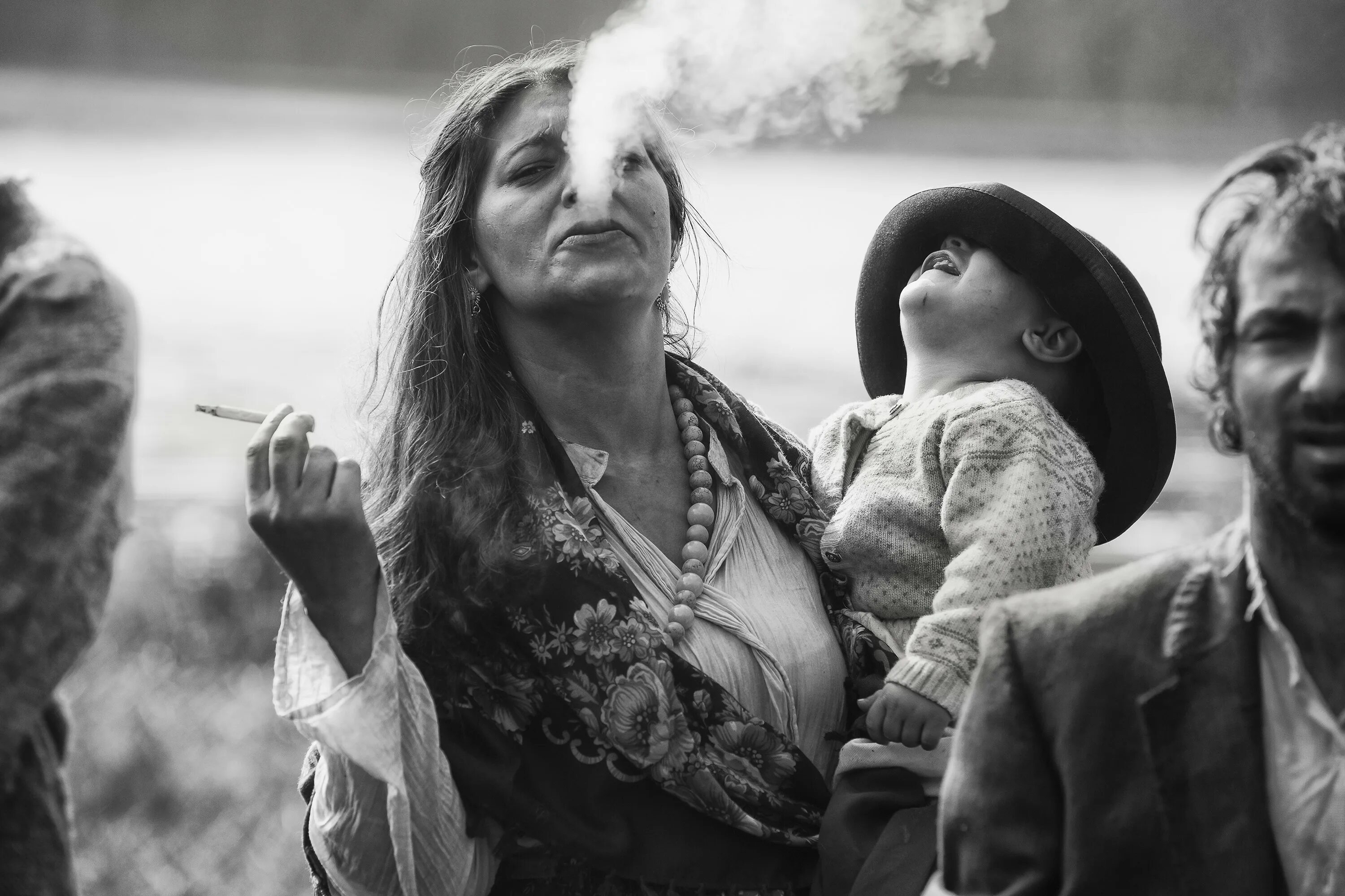 цыганка и еврейка. современные цыганки. верхняя ельшанка волгоград цыгане. косой цыган. крутой цыган.