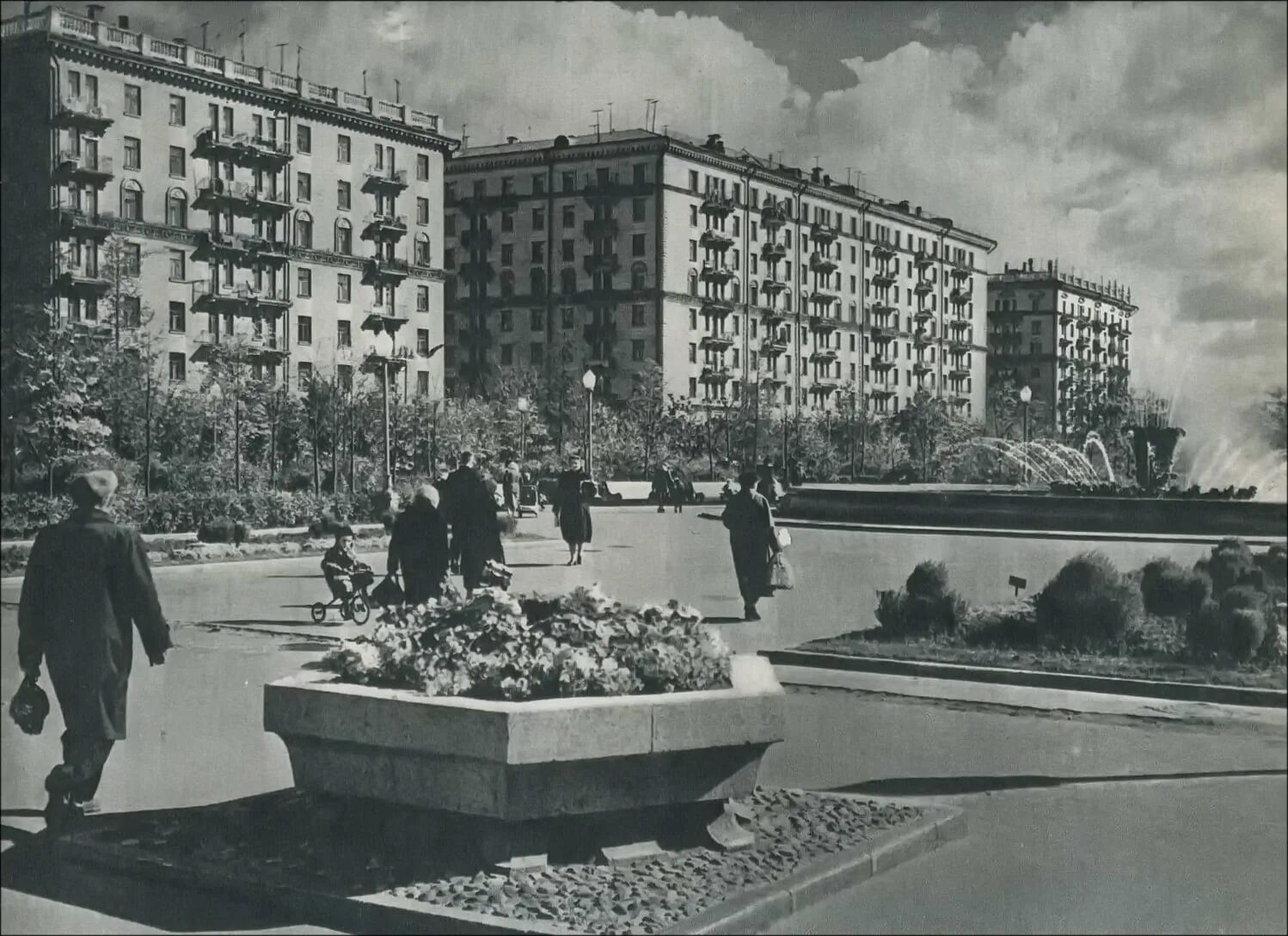 Калининский район москвы ссср. Новопесчаная улица в 1950. Район Сокол 50е годы. Новопесчаная улица в 50-е годы. Москва район Сокол 60-е годы.