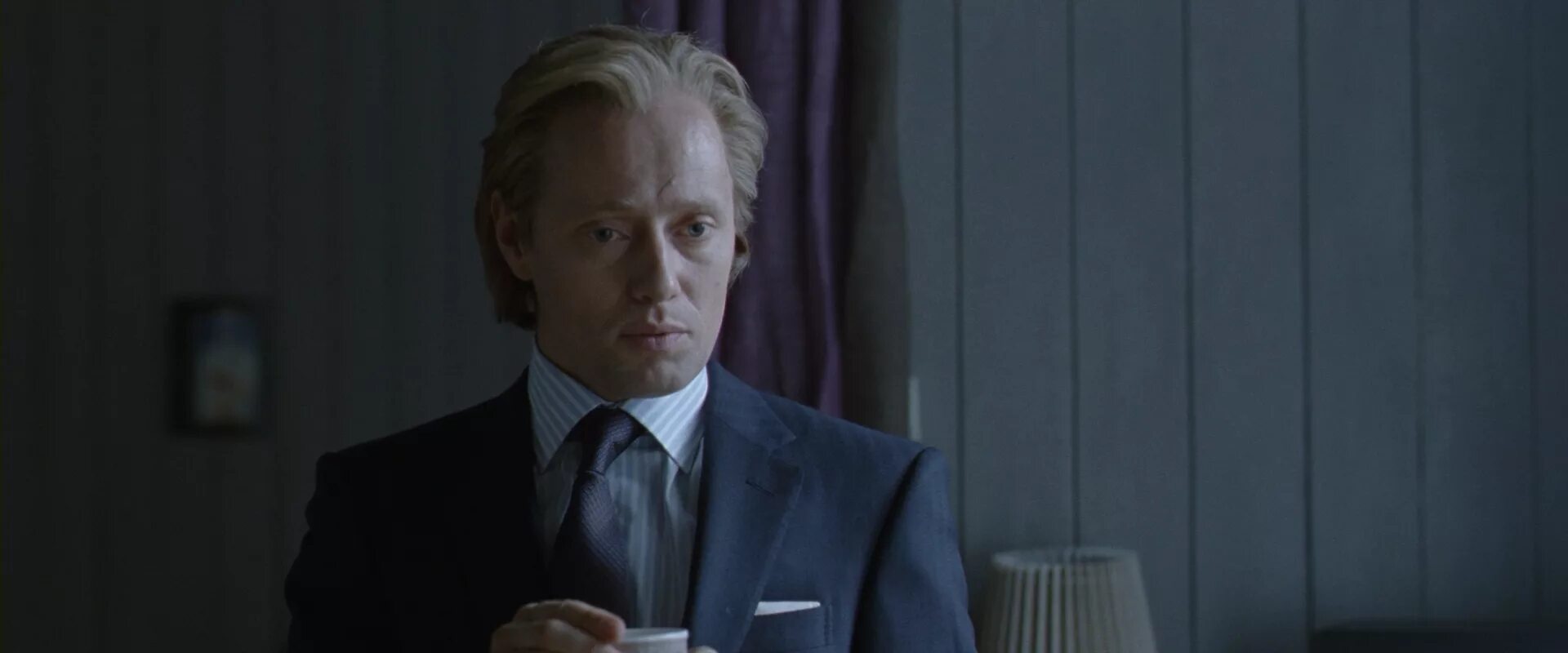 охотники за головами (hodejegerne, 2011). охотники за головами 2011 кадры. охотники за головами (hodejegerne, 2011). про охотников за головами. про охотников за головами.