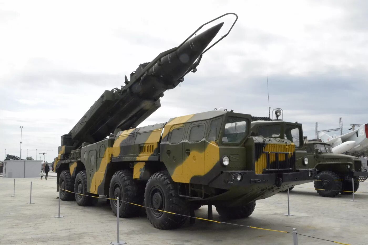 маз-543 отрк 9к72 ’эльбрус’. ракетный комплекс 9к72 эльбрус. отрк эльбрус 9к72. отрк эльбрус 9к72. 9к72 эльбрус оперативно-тактический ракетный комплекс.