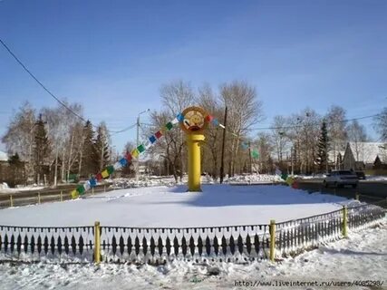 Памятник блину