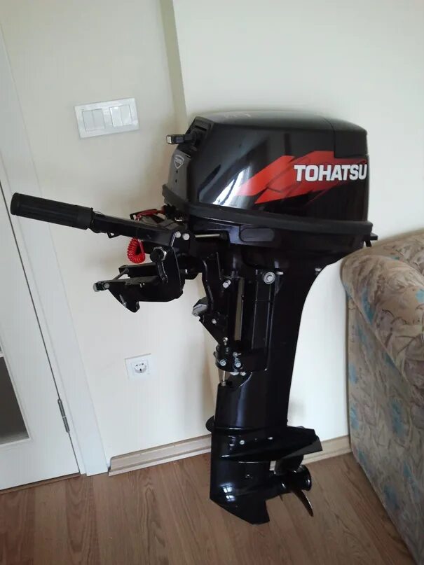 Лодочный мотор tohatsu m9. 8 bs продам б у недорого. Меркури 15лс. Обзор ноги меркури 5 лс. Tohatsu m9.