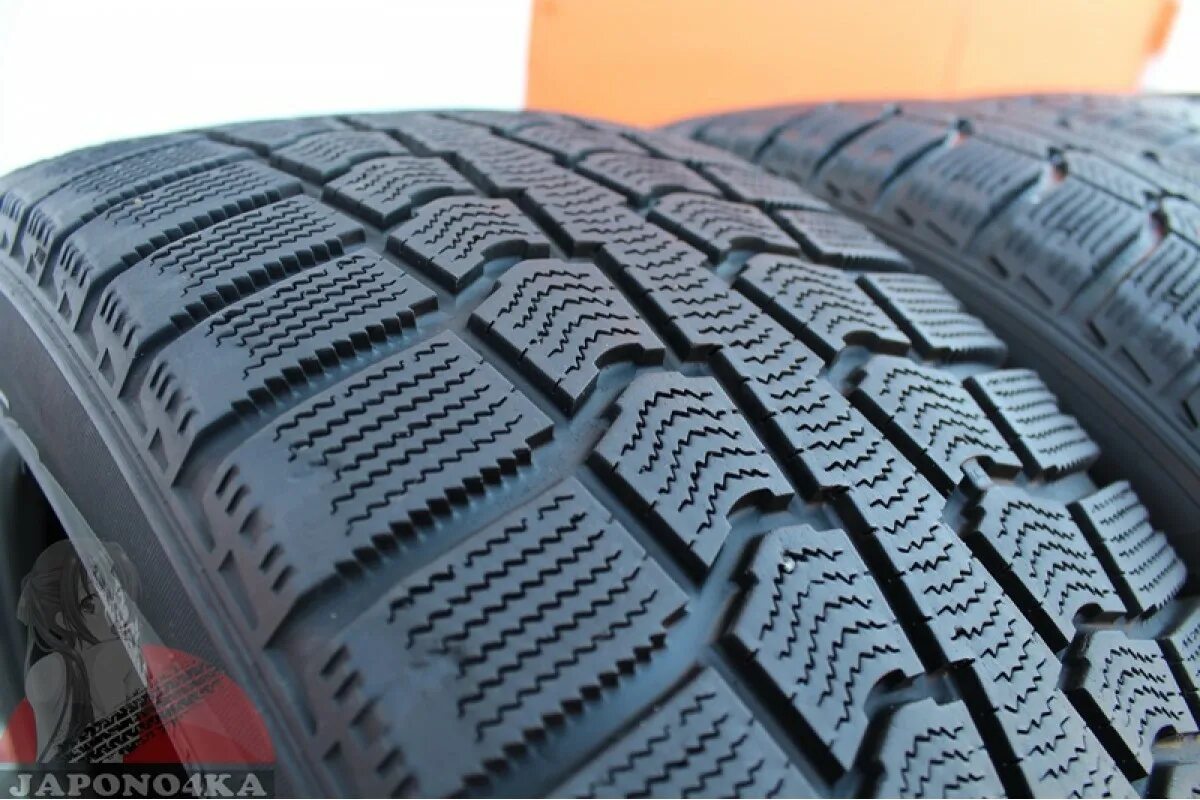 Пирелли айс отзывы зимние. Pirelli Ice Control 225 65 r17. Pirelli Ice Control. Pirelli Winter Ice Control 225/65 r17 всесезонная. Pirelli Winter Ice Control.