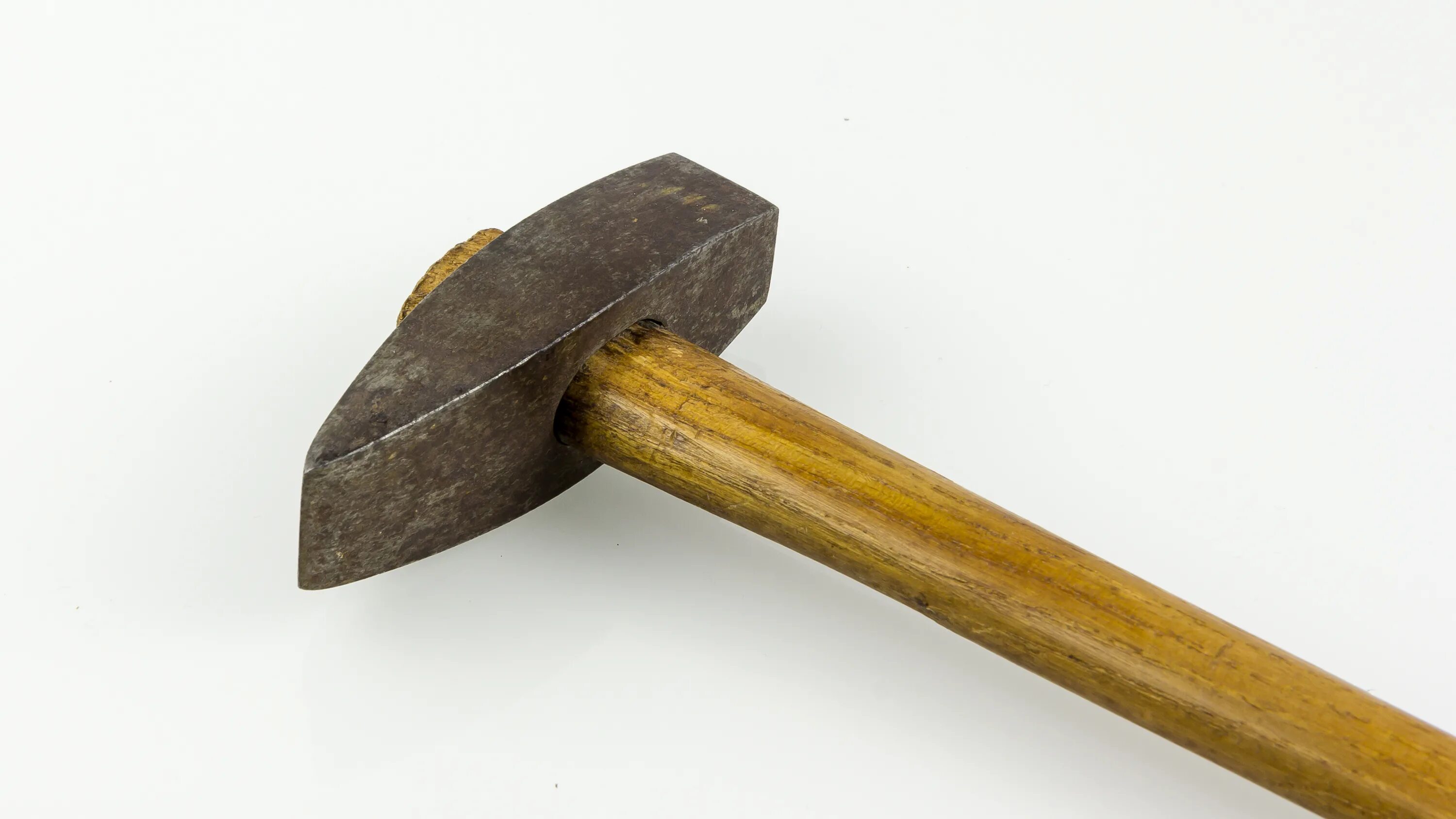 Estwing молоток. Инструмент геолога 6 букв. Молоток геолога. Руки геолога. Инструменты для полевого геолога.