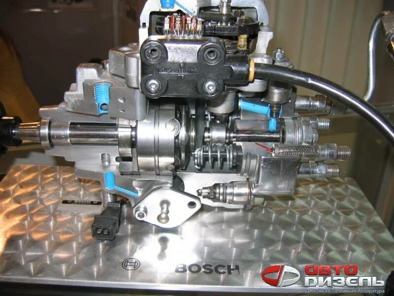 Тнвд bosch vp44. Тнвд бош вп-44. Ремонт насоса бош. Тнвд bosch 1. Форсунка бош коммон рейл.