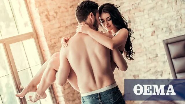 Пара занимает любовью в шестьдесят девятой позе