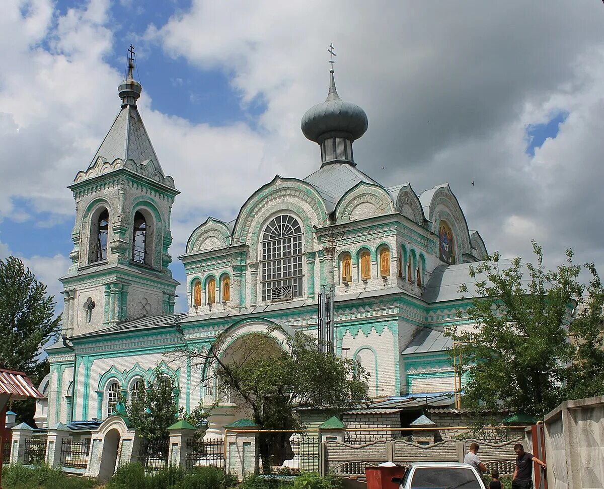 Храм святителя Николая Чудотворца г. Валуйки. Свято Никольский храм Валуйки Белгородская область. Никольская Церковь Валуйки.