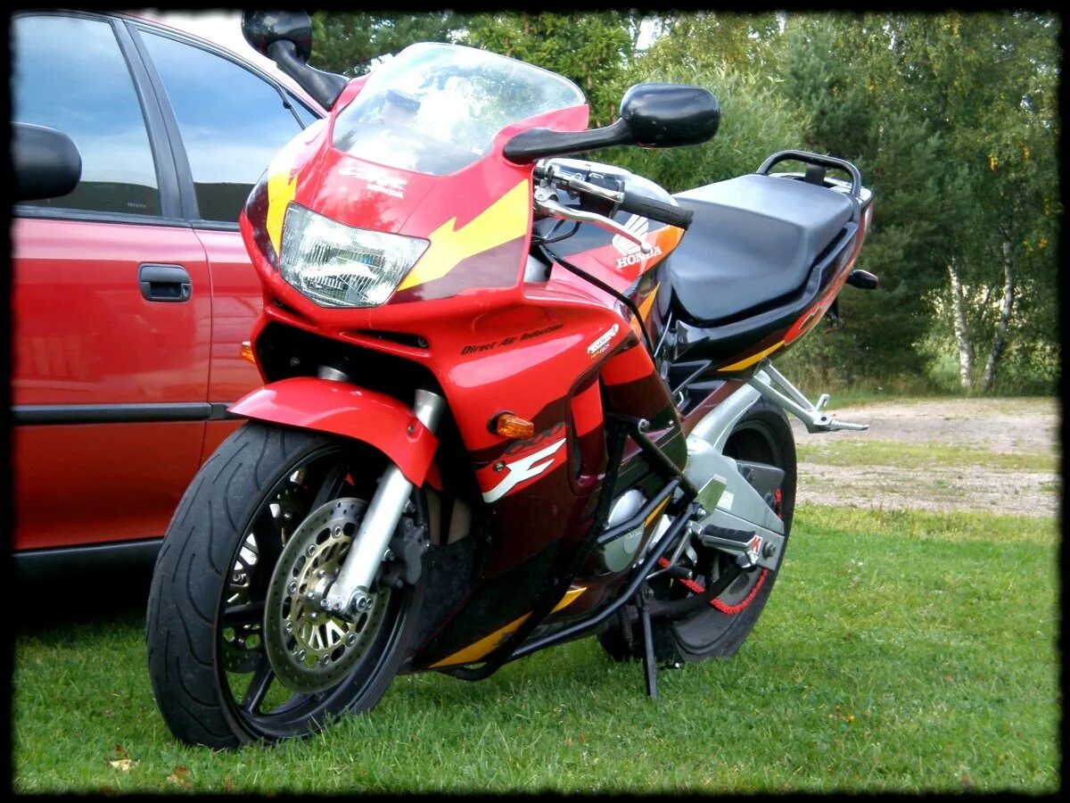 Cbr 600 f3. Сбр 600 ф3. Honda cbr 600 f3. Мотоцикл хонда сбр 600 ф3. Honda cbr 600f.