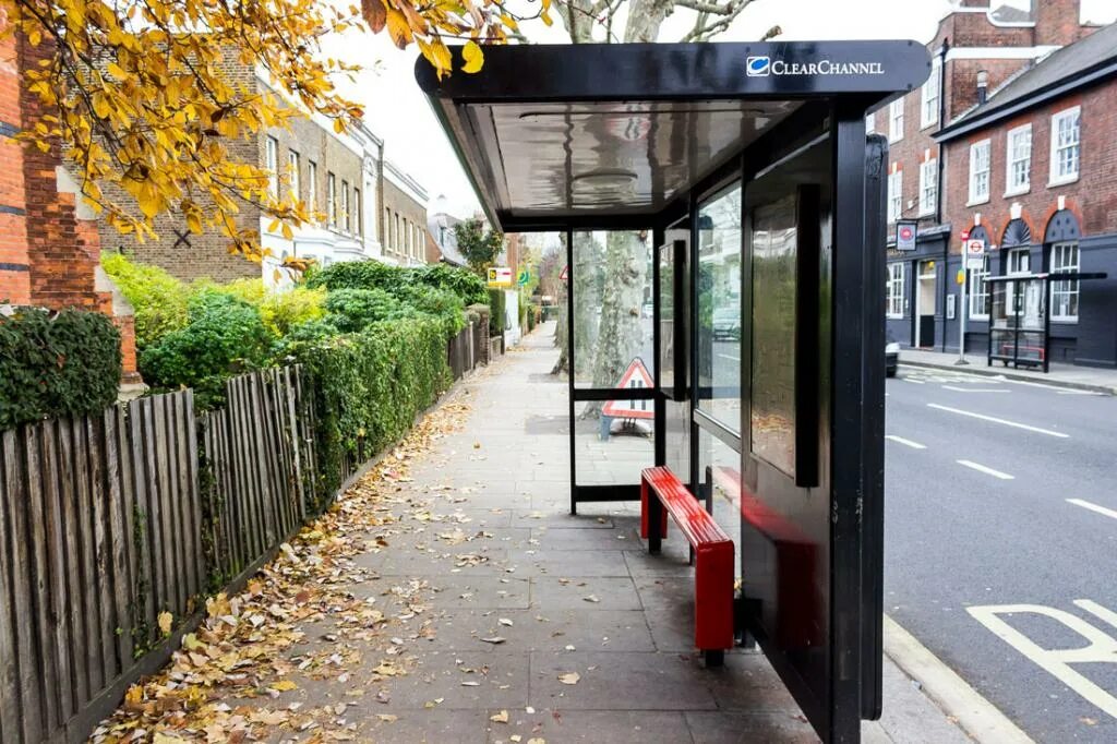 Остановочный павильон мега 4. Автобусная остановка. Bus stop. Bus stop. Современные остановки общественного транспорта.