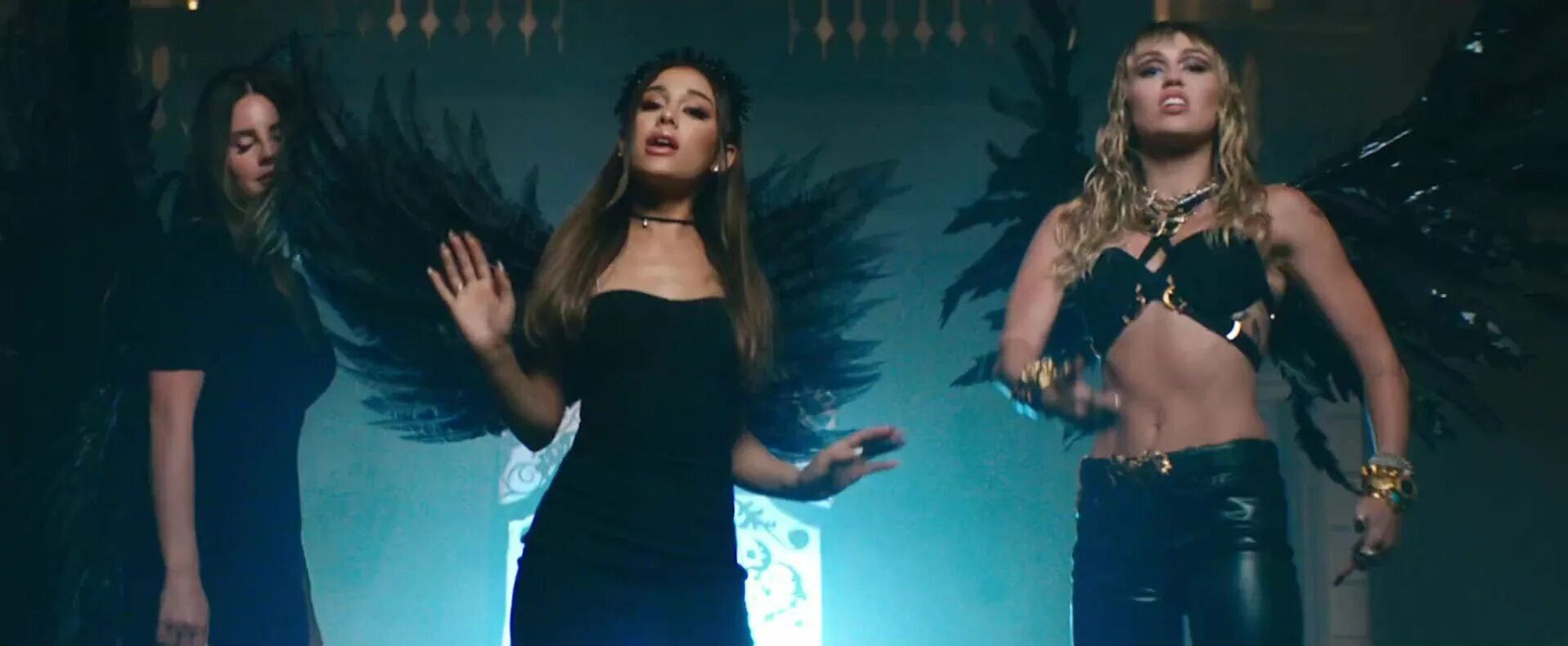 Don t call the name. Don&#039;t me call angel ангелы чарли. ariana grande, miley cyrus, don&#039;t call me angel. штаны don&#039;t call me angel.