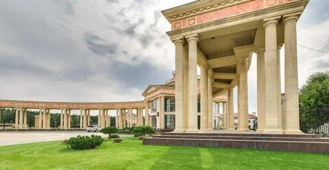 Ренессанс парк