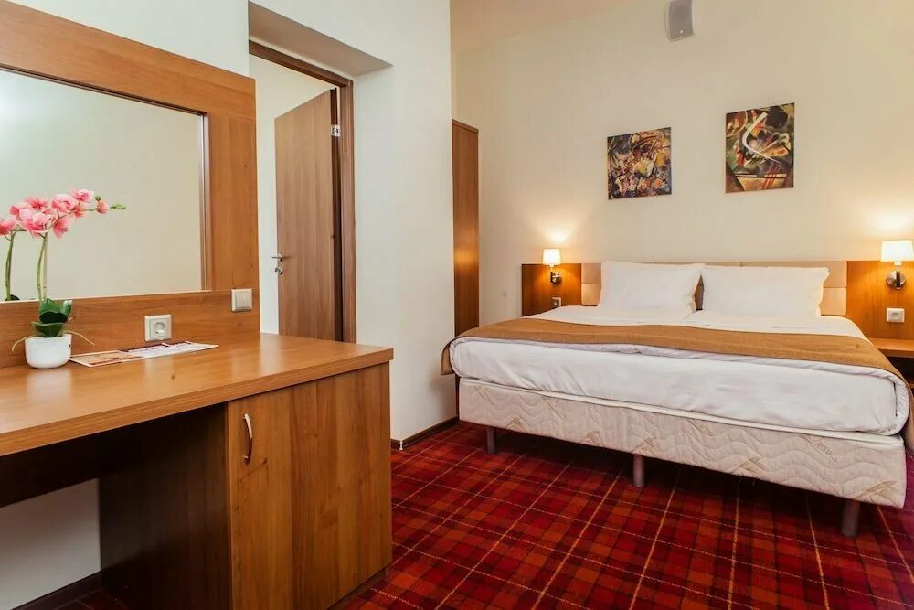 Отель best western plus center санкт-петербург. Бест вестерн питер. Бест вестерн питер. Лиговский 41/83 гостиница. Best western plus centre hotel.