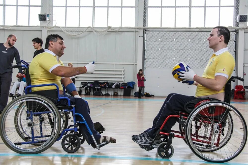 Организации занимающиеся инвалидами. Спорт для людей с ограниченными возможностями. Адаптивный спорт для инвалидов. Тренировка инвалидов. Адаптивная физическая культура.