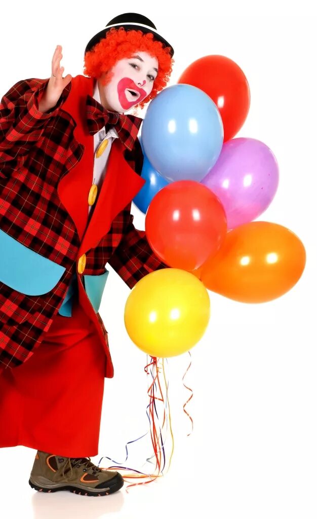 Клоун с шарами. Клоун с шариками. Клоун дарит шарик. Человек клоун шарики. Картинка клоун с шарами.