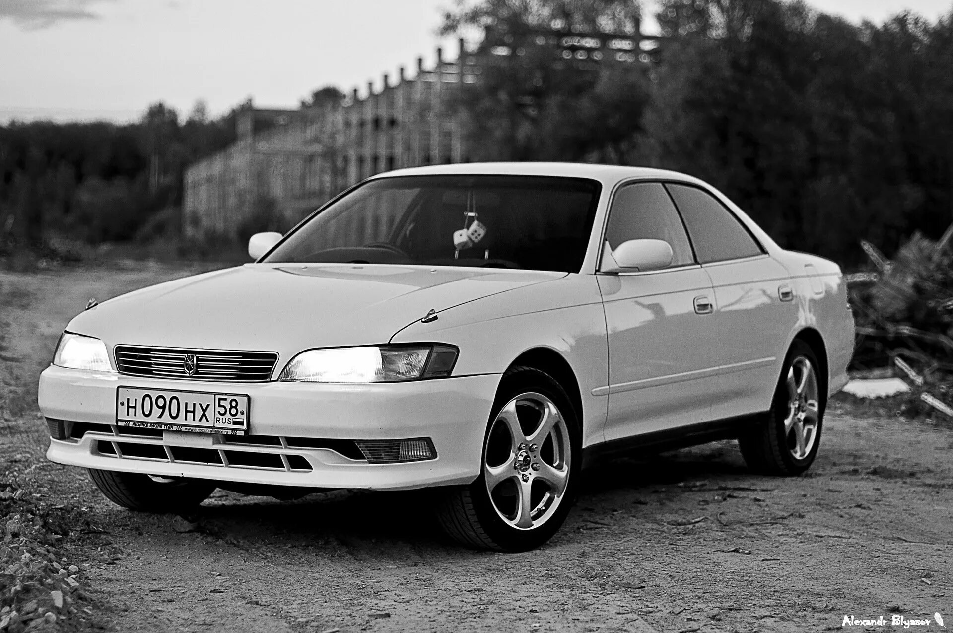 Toyota Mark 2 90. Toyota Mark II 90 Сток. Mark машина