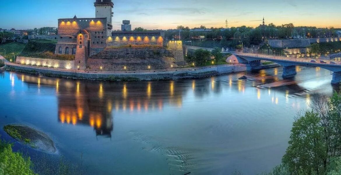 Расписание автобусов нарва таллинн. Нарва билеты. Автобус нарва. Нарва билеты. Нарва эстония.