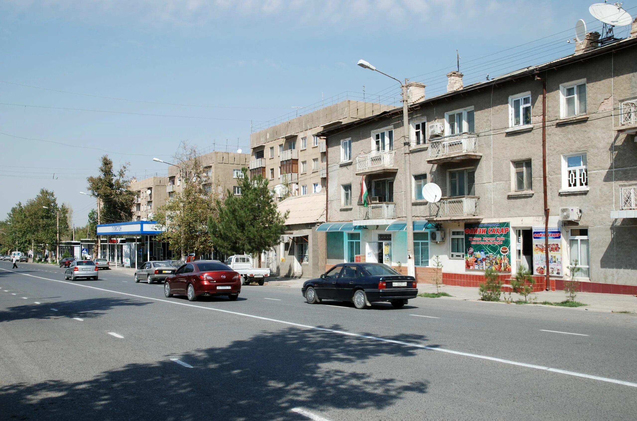 Канибадам города таджикистана. Город Канибадам в Таджикистане. Население Канибадама. Таджикистан Канибадам 2022. Канибадам улица БФК.