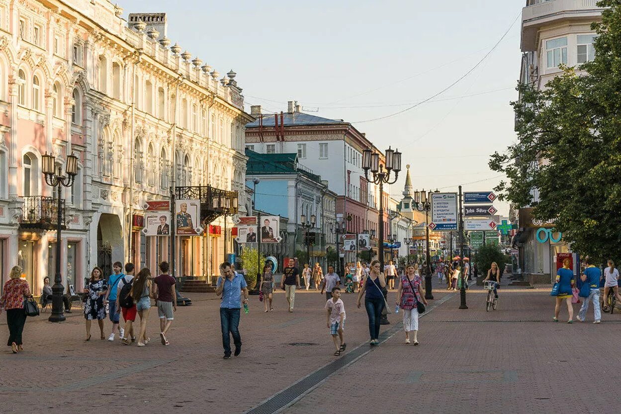 Большая Покровка Нижний Новгород. Улица большая Покровская Нижний. Нижний Новгород улица Покров. Город Нижний Новгород улица большая Покровская.