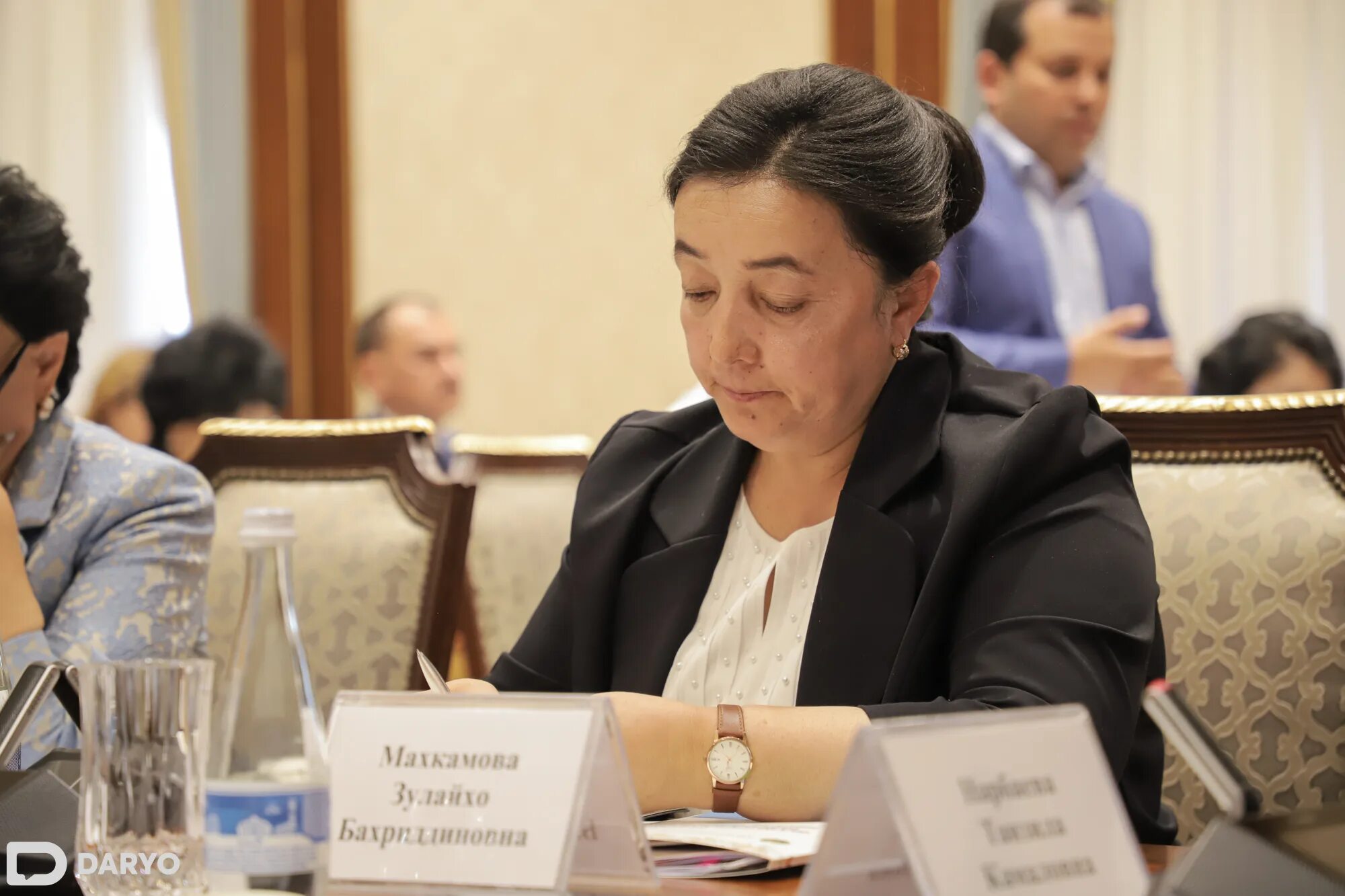 Hamid olimjon ijod maktabi. Зулайхо махкамова. Hamid olimjon zulfiya. Махкамова олимджон фатхидиновна. Zulayho mahkamova.