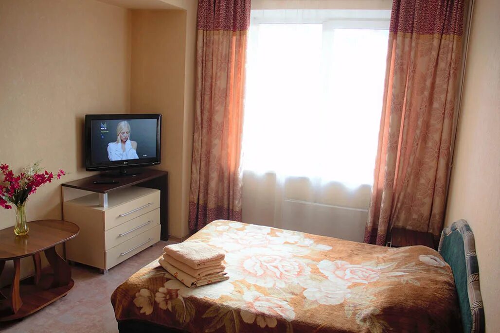 Суточные квартиры в абакане. Квартира за сутки. Суточные горквартира в абакане. Комната почасово. Апарт отель в абакане.