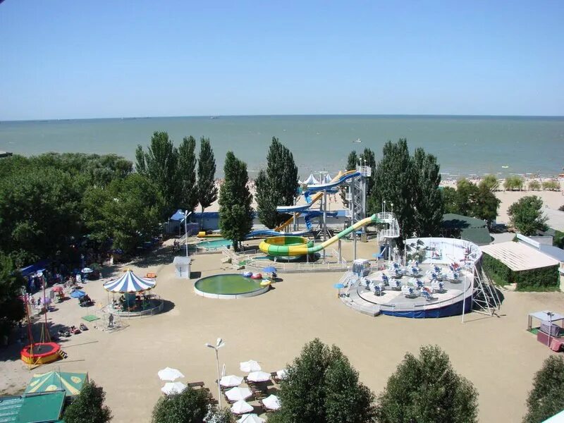 Ейск море в мазуте. Ейск курорт. ейск курорты азовского моря. азовское море город ейск. санаторий ейск азовское море.