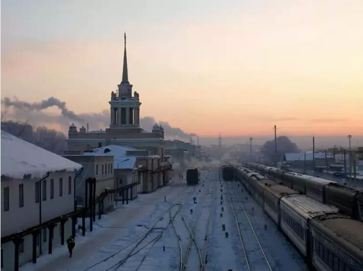 Ульяновск пермь жд. Старый вокзал ульяновск. жд вокзал симбирск. ульяновск-1 старый вокзал. ульяновск 1 жд вокзал.