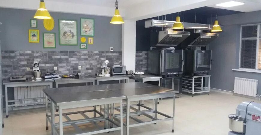 Кондитерская школа юнекс махачкала. Юнекс махачкала. Юнекс махачкала. Юнекс трейд. Джунглилэнд махачкала.