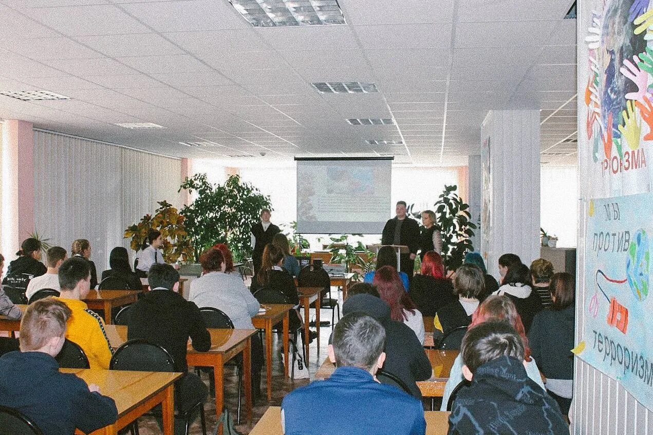 свободинский аграрно технический техникум. к рокоссовского. ливадия здание училища. золотухинский район техникум. свободинский техникум курской области.