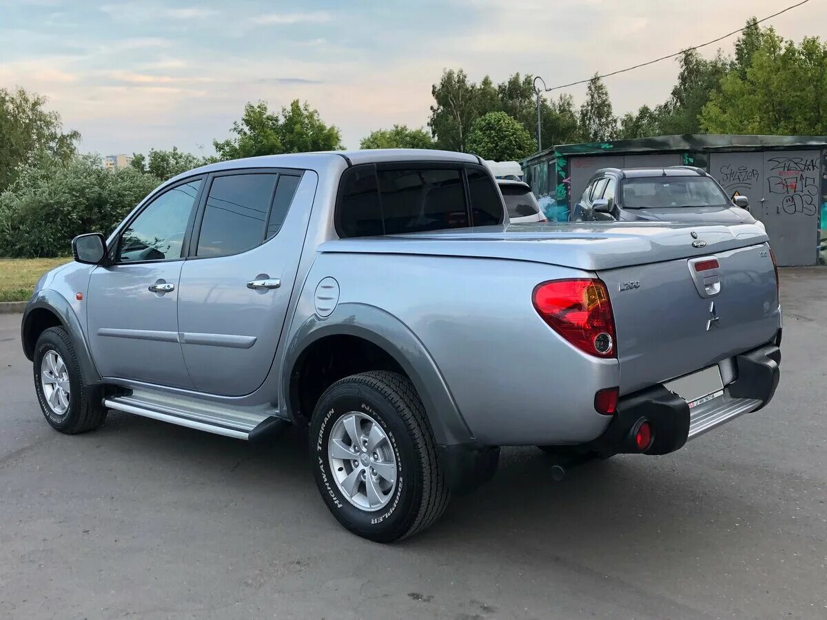 Mitsubishi l200 2.5. Mitsubishi l200 4 поколение. Митсубиси л200 4 поколения. Мицубиси л200 2008г.