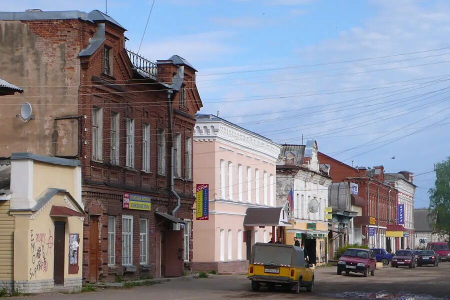 бежецк город. 3 школа бежецк. спасская 47 бежецк. колокольня введенского монастыря бежецк. компрессор к 5м.