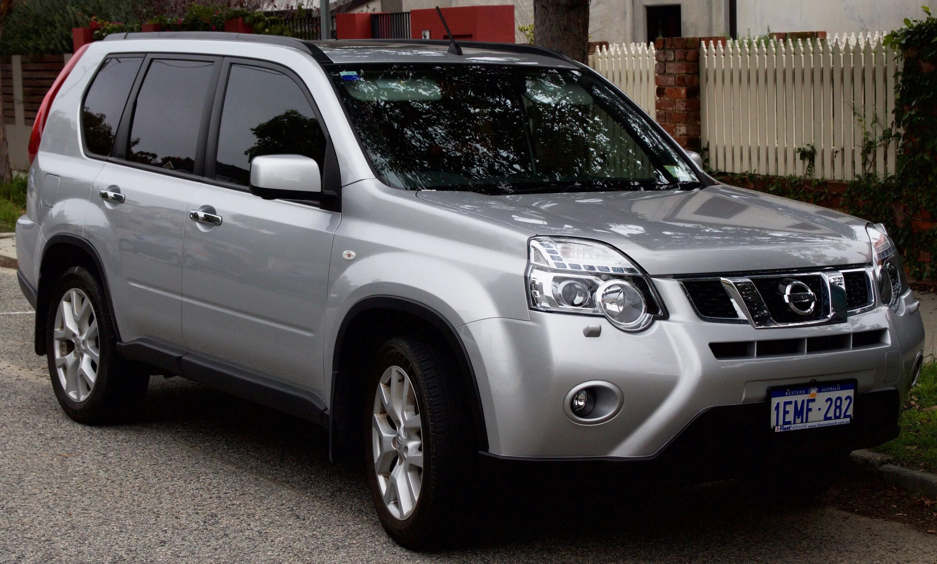 Nissan x-trail t31 2008. Nissan x trail t31 2010. Икстрейл т 31 серебристый. Ниссан х-трейл т31 2012. Nissan x-trail t31.