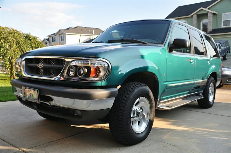 Ford explorer 2.3. Форд эксплорер 2. ford explorer u2. фары форд эксплорер u2. ford explorer 1996.