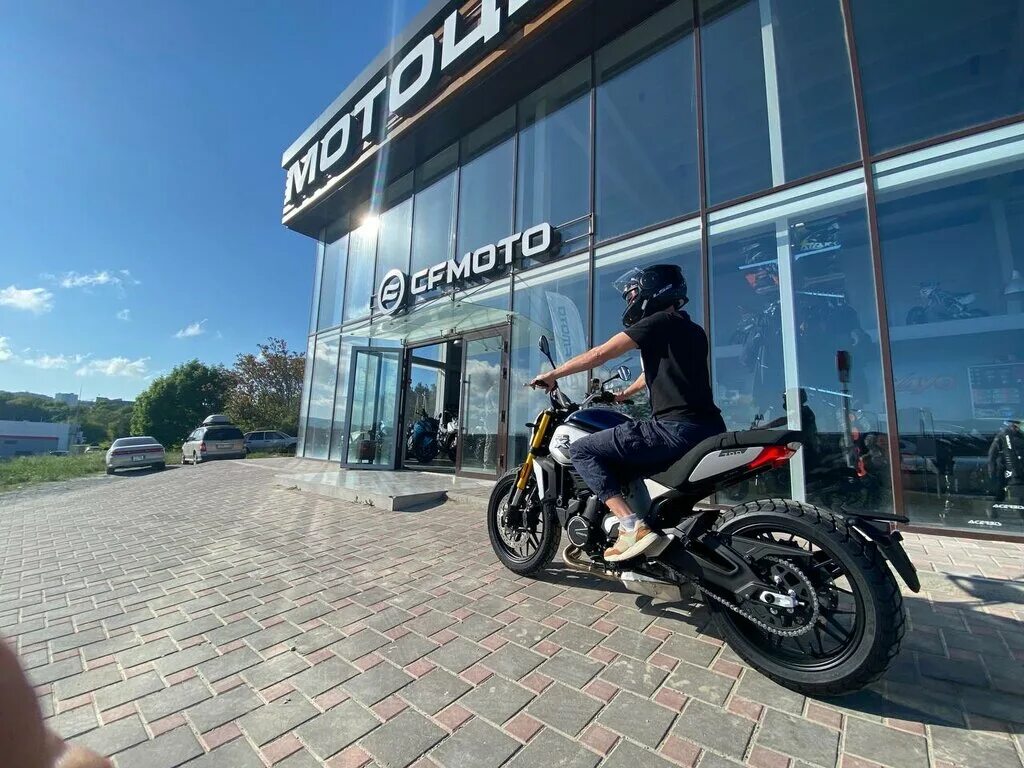 роллинг мото в ростове на дону. мотосалон в тамбове. картинки роллинг мото. роллинг мото магазин. наклейка rolling moto.