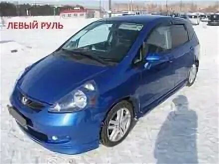 Honda Fit 2009 левый руль. Фит 3 левый руль. Красный Honda Fit левый руль. Хонда фит 3 левый руль.