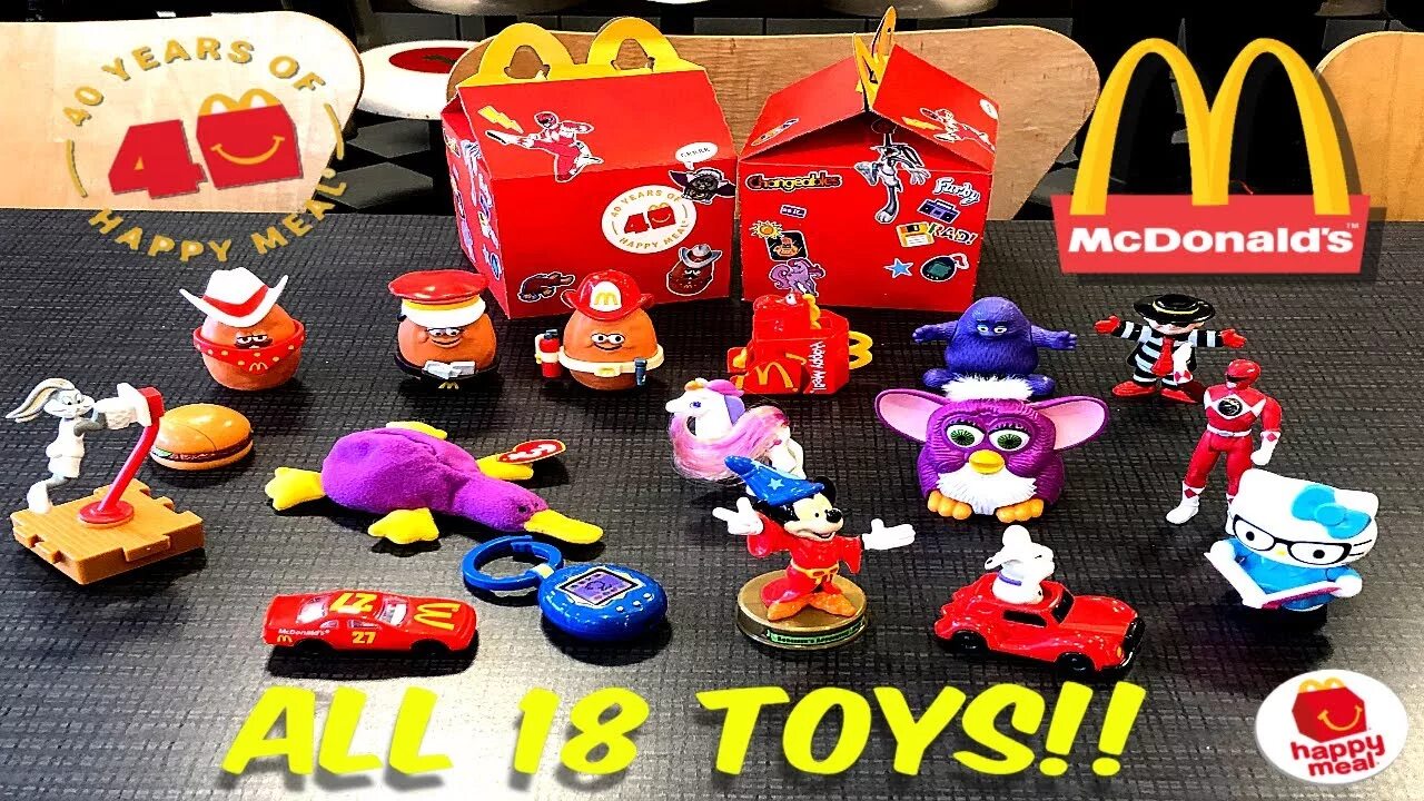 Mcdonalds toy. Ретро игрушки макдональдс. Игрушки макдональдс 2019 год. Хэппи мил игрушки космический джем. Ретро игрушки Happy meal.