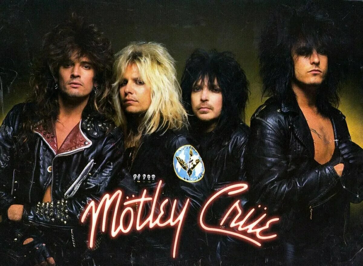 Слушать рок 90 х 2000 х. Motley Crue. Группа Mötley Crüe. Рок группа мотли Крю. Motley Crue фото.