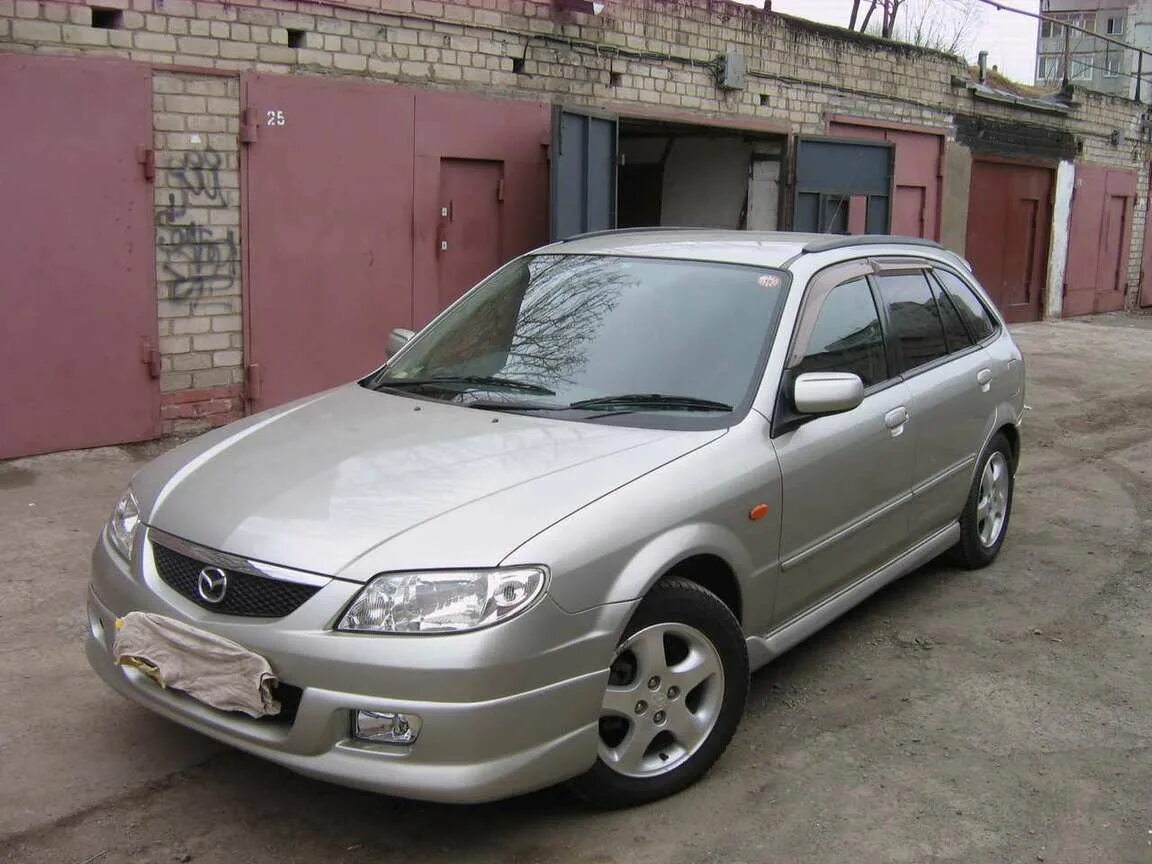 Mazda familia 2001. Мазда s Wagon 2001. Mazda familia s-Wagon 2001. Мазда 323 фамилия 2001.