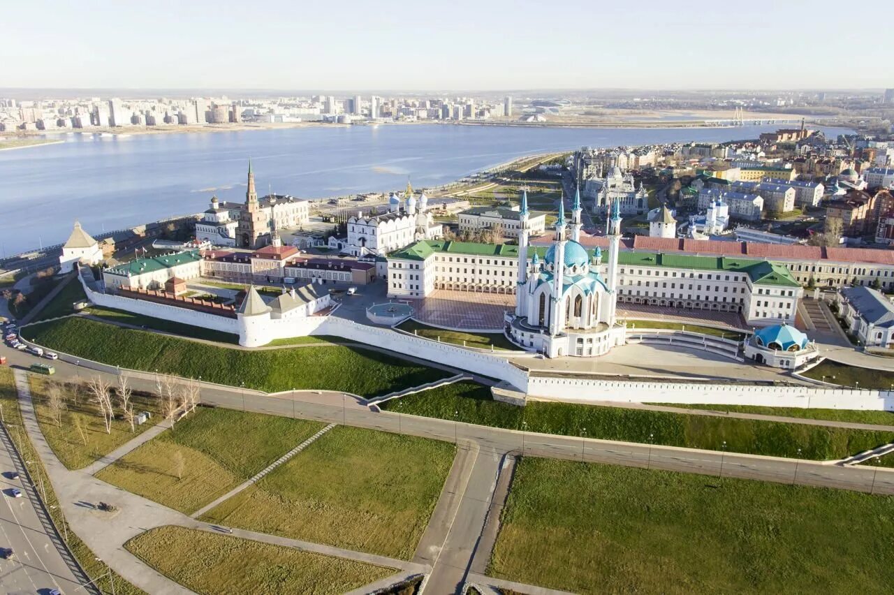 Республика татарстан казань проезд шейнкмана казанский кремль. Музей заповедник казанский кремль. кремль казань. музей в кремле казань. республика татарстан казань кремль.