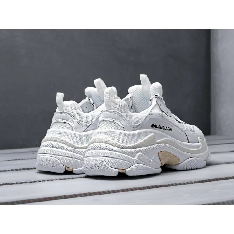 Кроссовки Баленсиага Triple. Кроссовки Баленсиага трипл с. Кроссовки Balenciaga Triple s, White. Баленсиага кроссовки 2023.