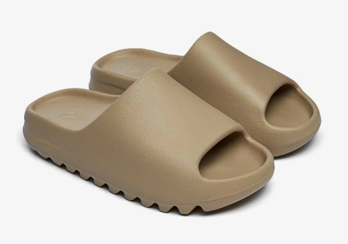 Тапки yeezy slide. Адидас Yeezy Slide. Тапочки Yeezy Slide. Сланцы адидас Yeezy Slide. Тапочки адидас Yeezy Slide.